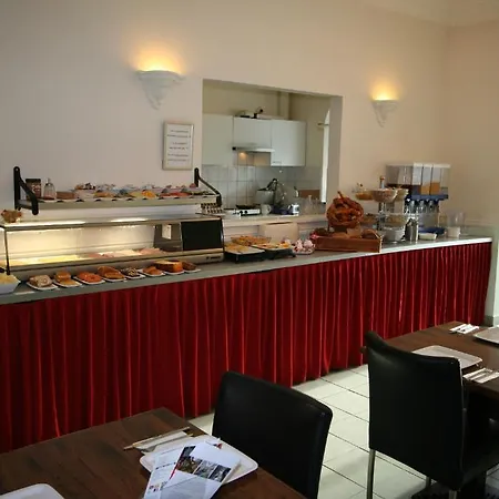 Отель Duinzicht 3*