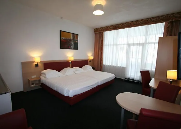 Hotell Duinzicht 3*